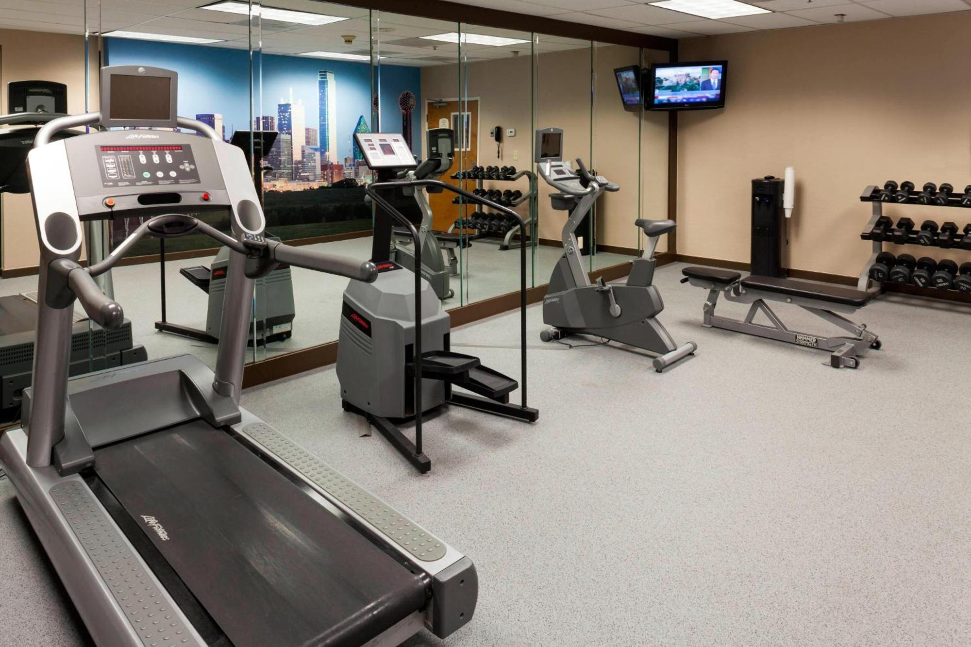 Springhill Suites By Marriott Dallas Downtown / West End Esterno foto