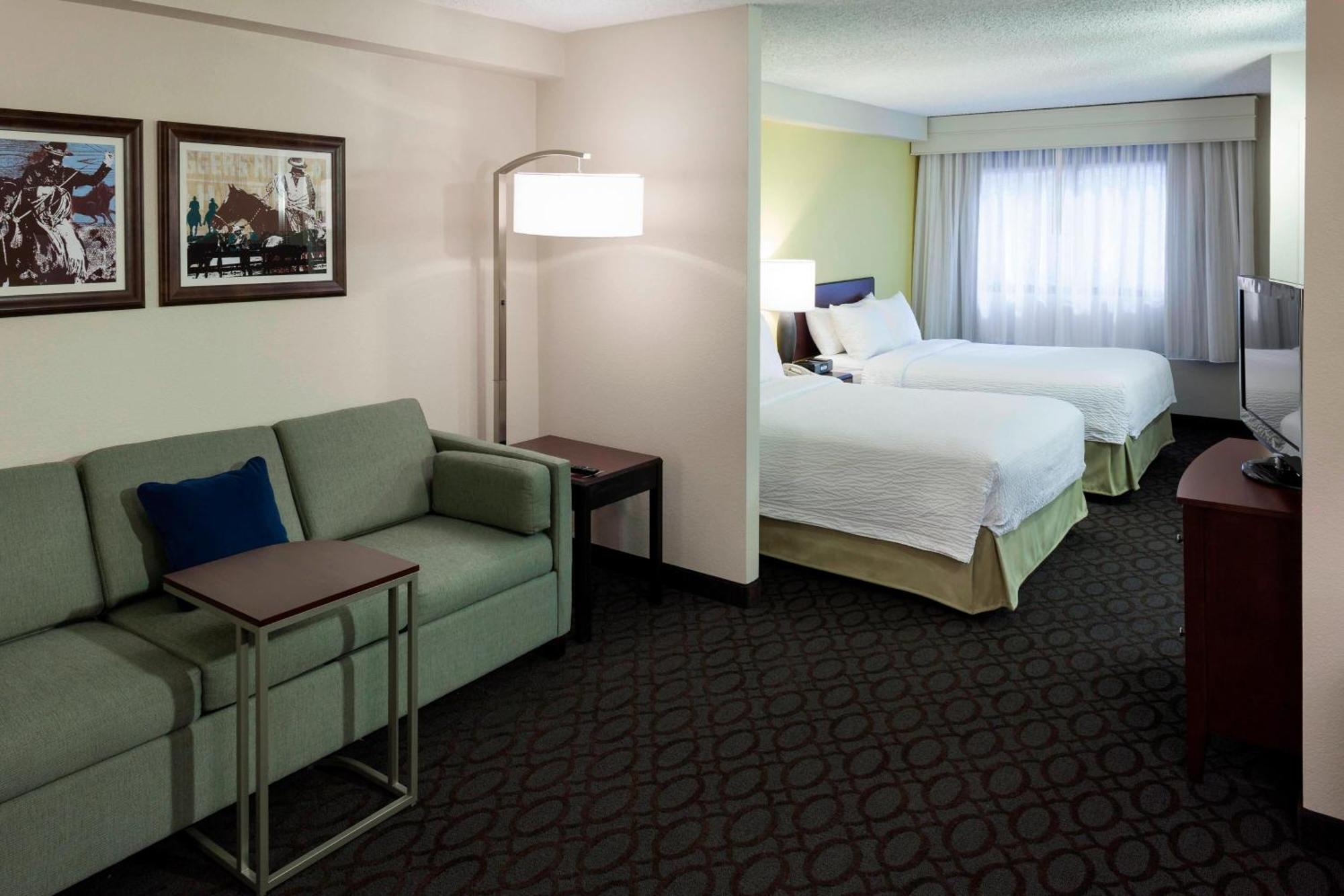 Springhill Suites By Marriott Dallas Downtown / West End Esterno foto